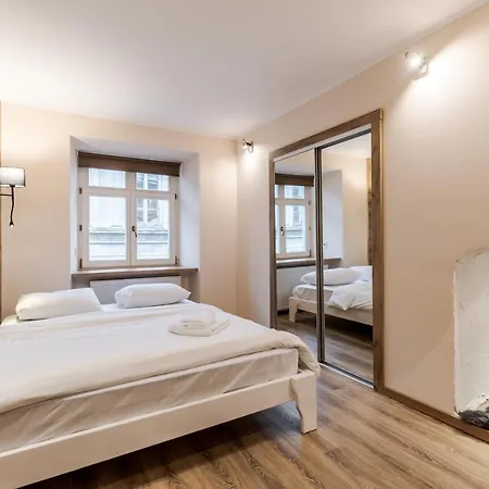 Staroevreyska Timber Apartment Lemberg