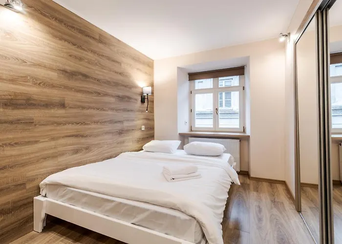 Staroevreyska Timber Διαμέρισμα Λβιβ